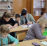 💝Преподаватель Фроловской детской школы искусств Старкова Елена Николаевна в рамках Всероссийского проекта «Воспитание маленького волжанина» провела мастер-класс по изобразительному искусству для воспитанников детских садов города и их родителей. - Город Фролово